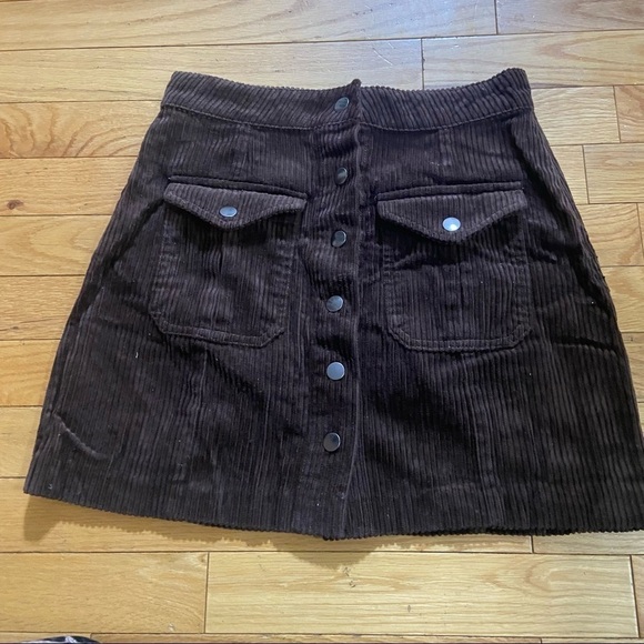 💥5/$25 Forever 21 brown  corduroy skirt‎ in small - Picture 1 of 5
